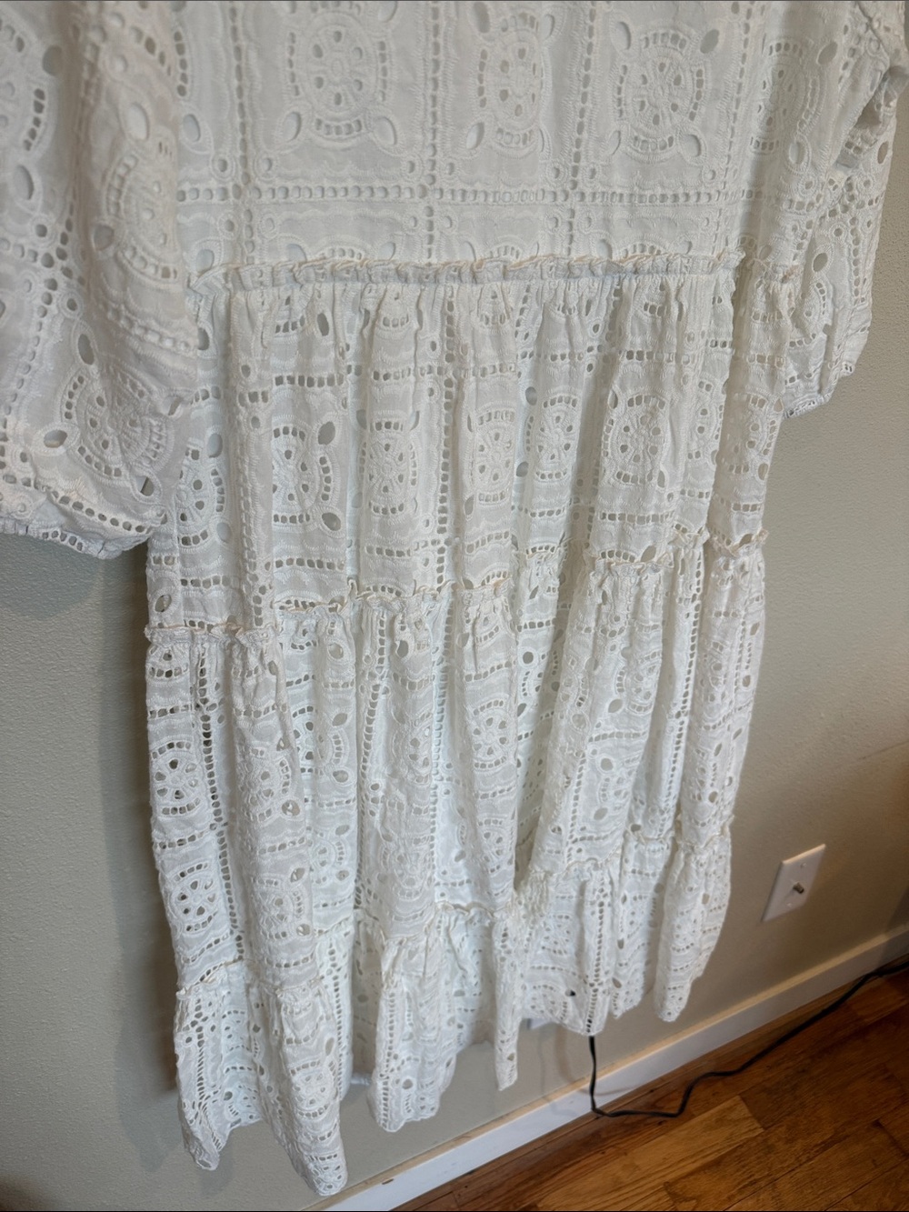 Dainty Jewells White Eyelet Tiered Midi Dress large - Picture 4 of 7